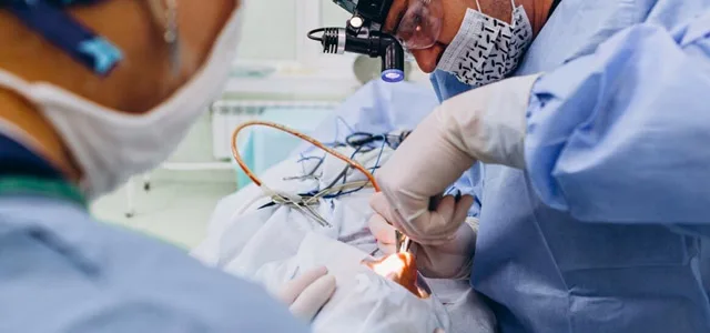 Cirugía Bucal en OMI Dental